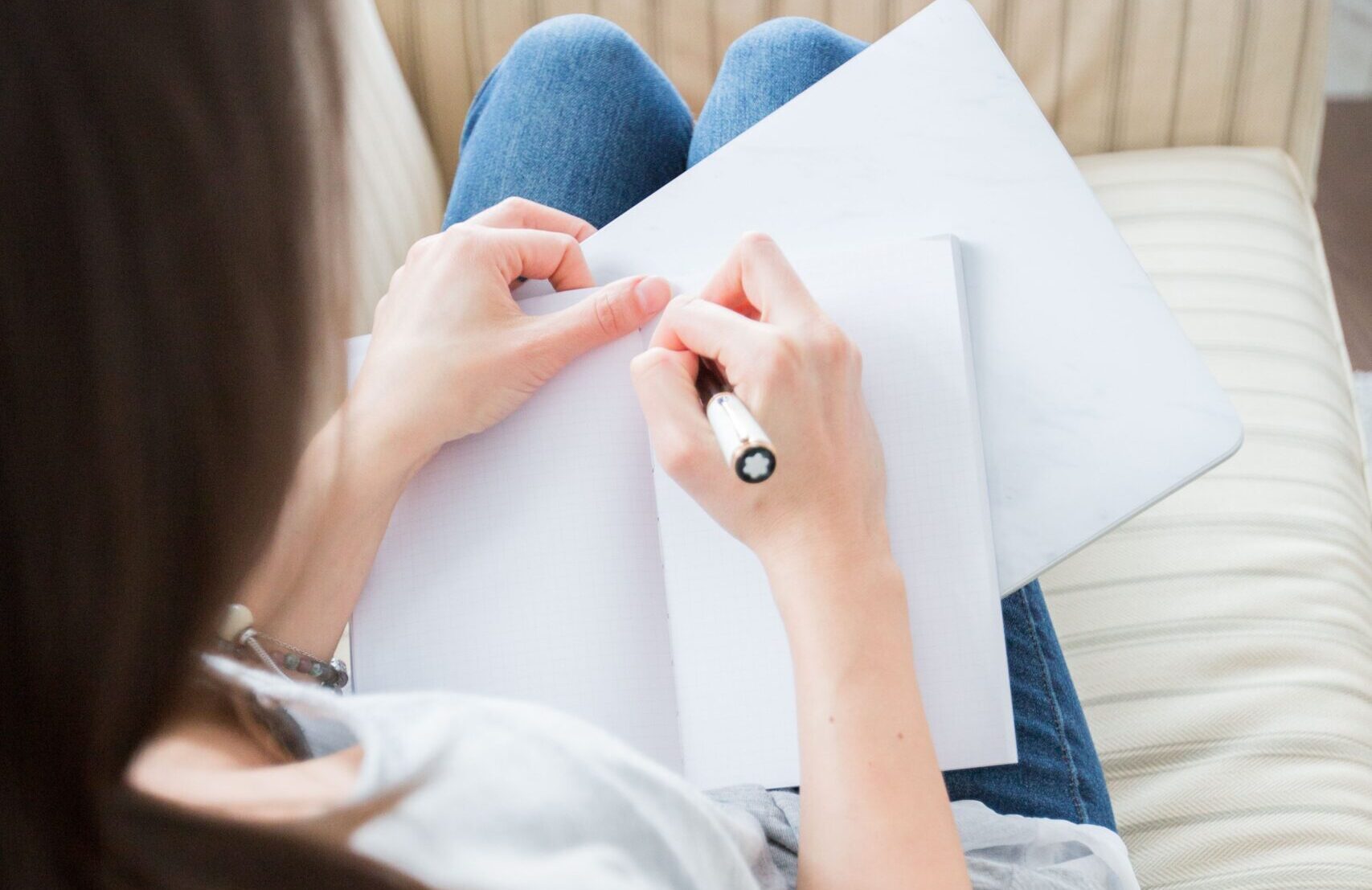 Professional Writing is a must&nbsp;on Melbourne Resumes & Cover Letter&nbsp;Services